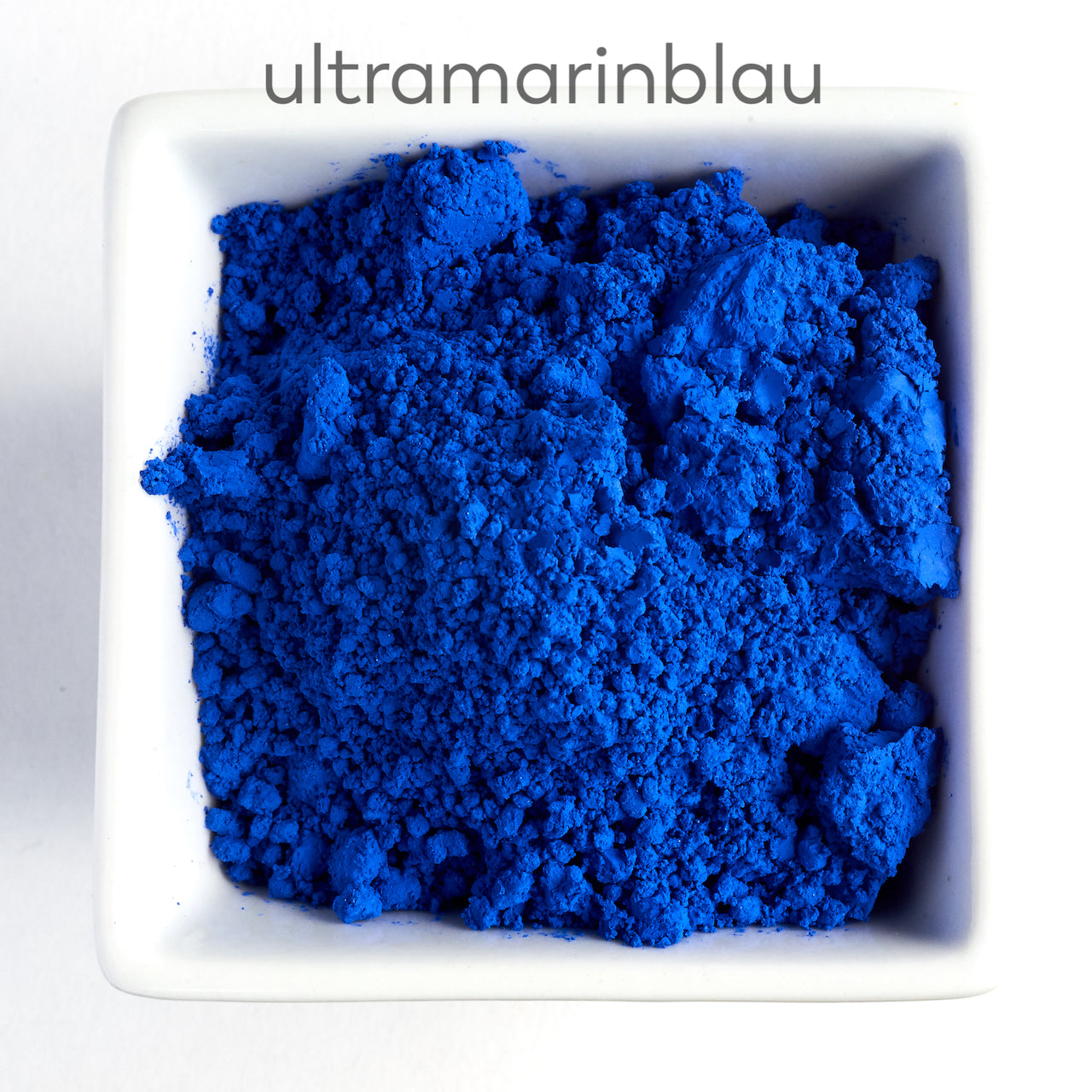 Pigment von Fesche Wand #farbe_ultramarinblau